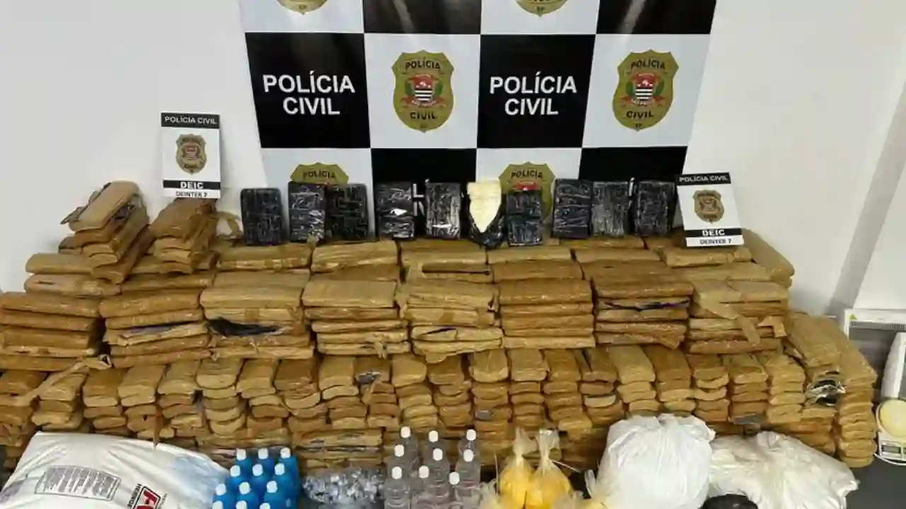 Ladrões de cargas são presos com 629 kg de maconha pelo DEIC